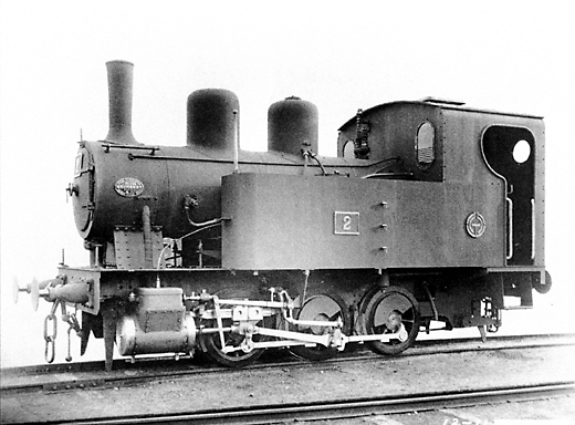 Hero image of the Hokutan #2 locomotive as delivered from the factory.